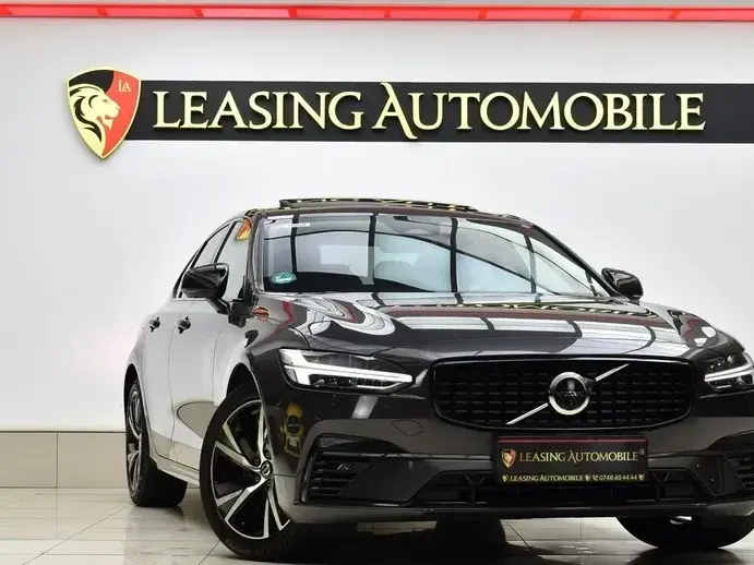 Volvo S90 T8 Recharge AWD Geartronic RDesign