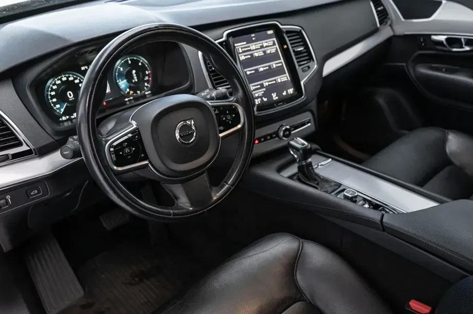 Volvo XC 90 II D5 AWD Geartronic Momentum — imagine 5