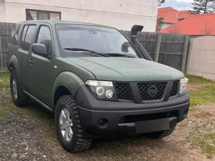 Nissan Pathfinder III