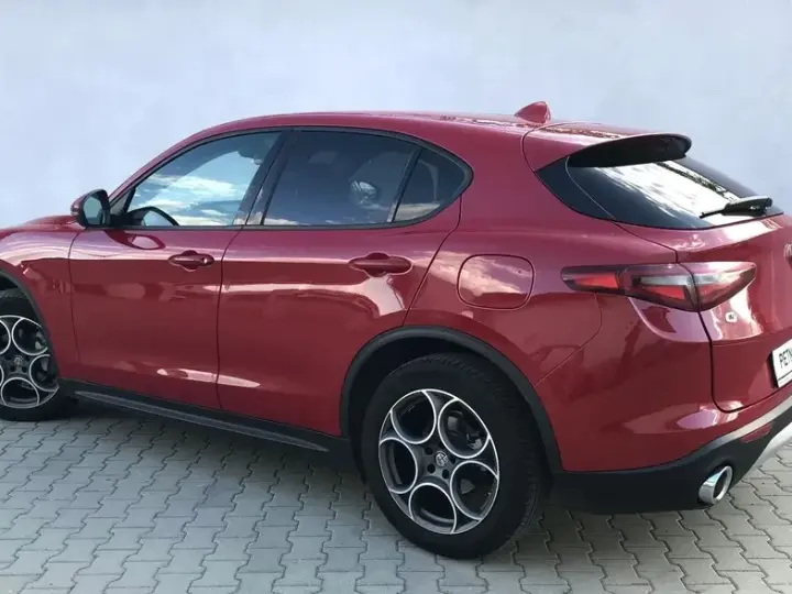 Alfa Romeo Stelvio 2.2 16V AT8 Q4 Business