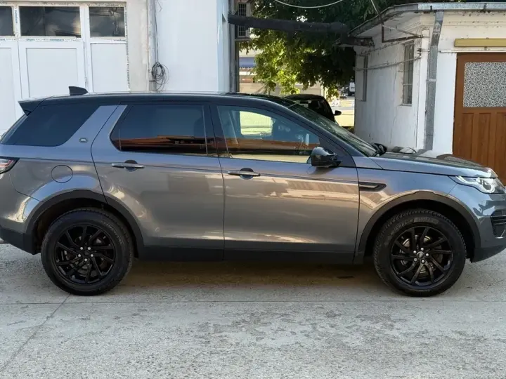 Land Rover Discovery Sport 2.0 l TD4 HSE Aut.