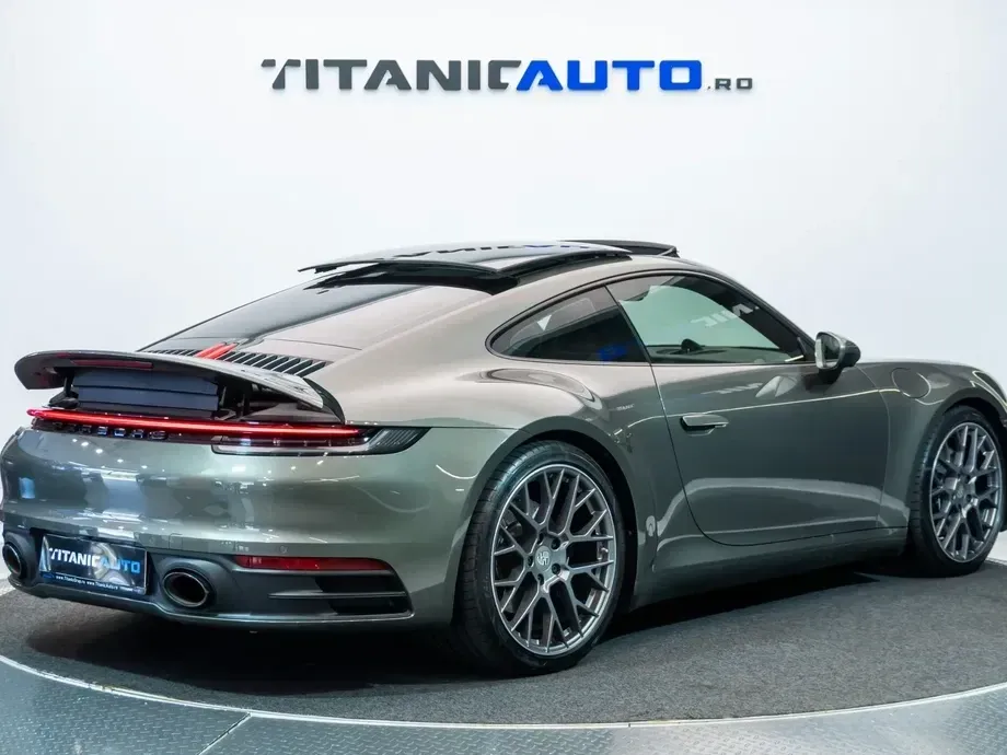 Porsche 911 4S PDK — imagine 4