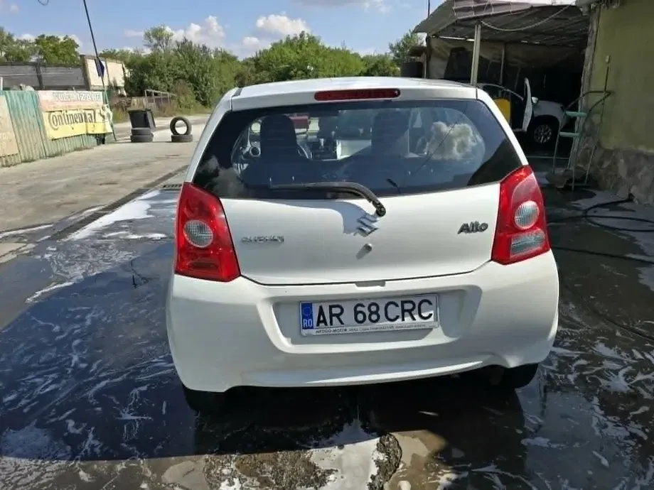 Suzuki Alto — imagine 3