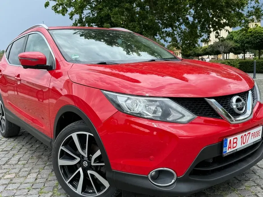 Nissan Qashqai II 1.6L dCi Start/Stop 4X4-i Tekna — imagine 2