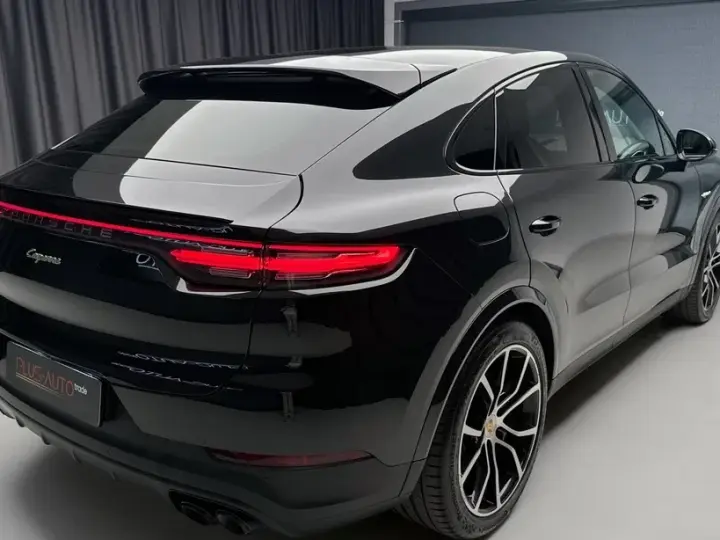 Porsche Cayenne Coupe