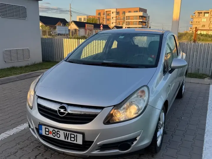 Opel Corsa 1.2 16V Enjoy