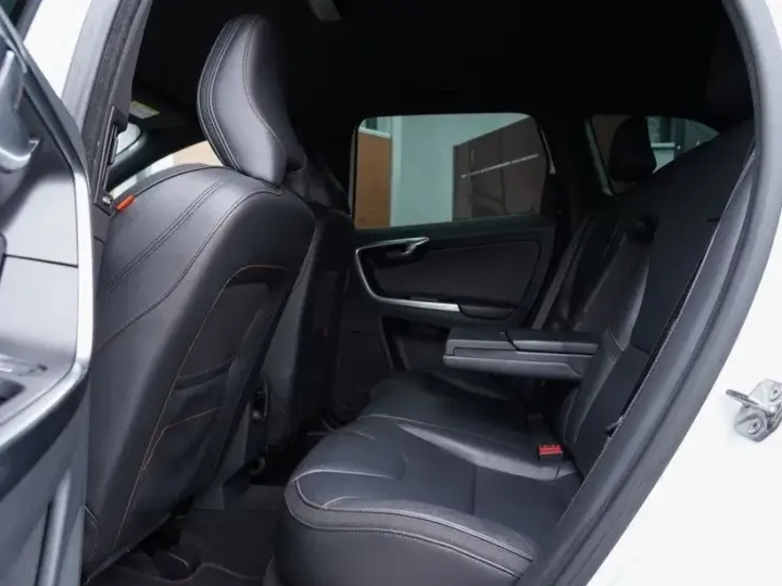 Volvo XC 60 D4 Geartronic Ocean Race