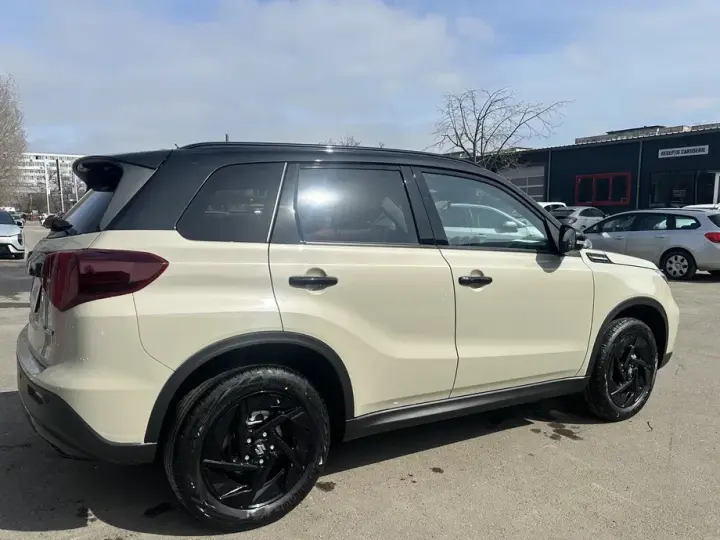 Suzuki Vitara III 1.4 Boosterjet 6AT MHEV Spirit