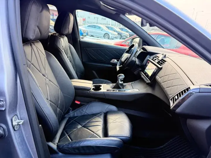 DS Automobiles DS 7 Crossback