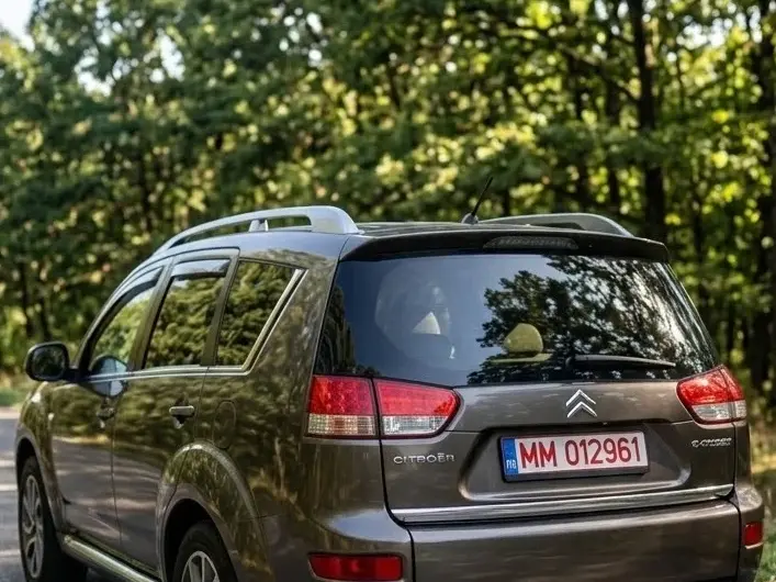 Citroën C-Crosser 2.2 HDI Exclusive