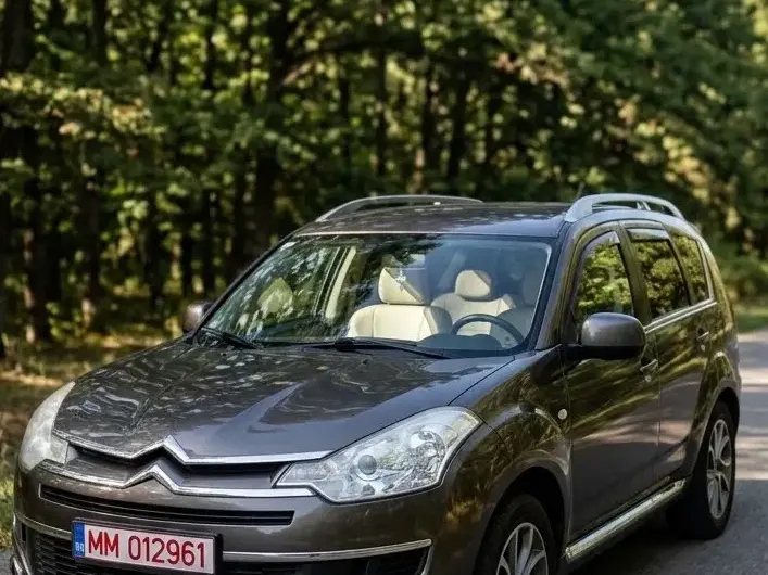 Citroën C-Crosser 2.2 HDI Exclusive