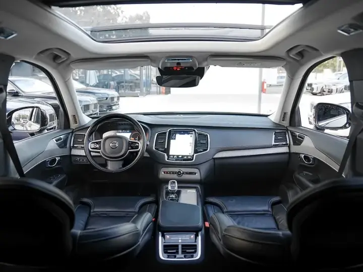 Volvo XC 90 II T8 AWD Recharge Ultimate Bright