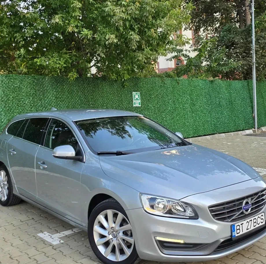 Volvo V60 D2 ECO Start-Stop Basic — imagine 3