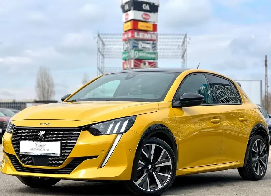 Peugeot 208 1.2 L PureTech STT EAT8 GT Line — imagine 2