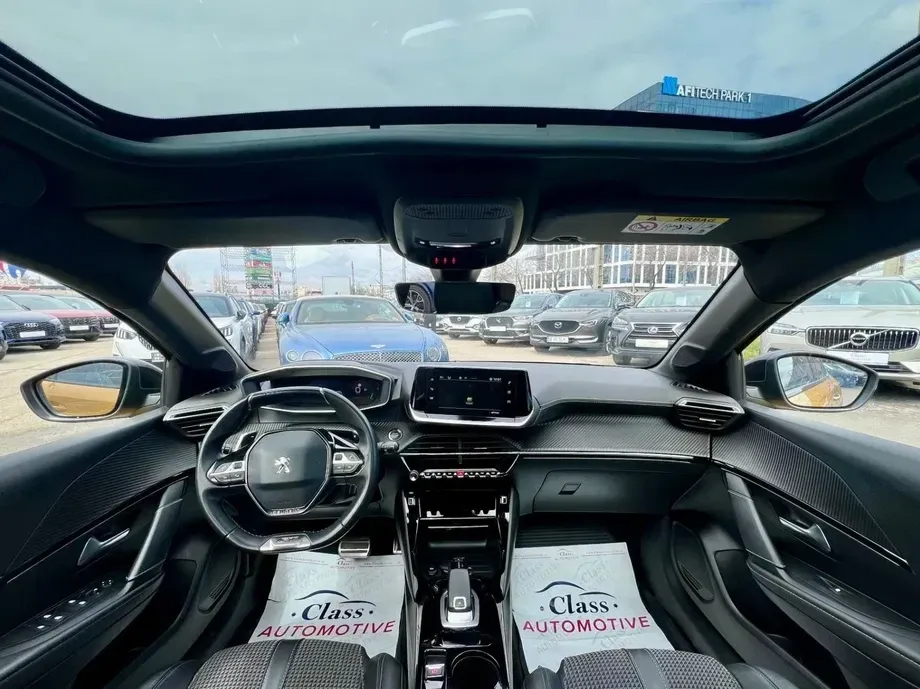 Peugeot 208 1.2 L PureTech STT EAT8 GT Line — imagine 5