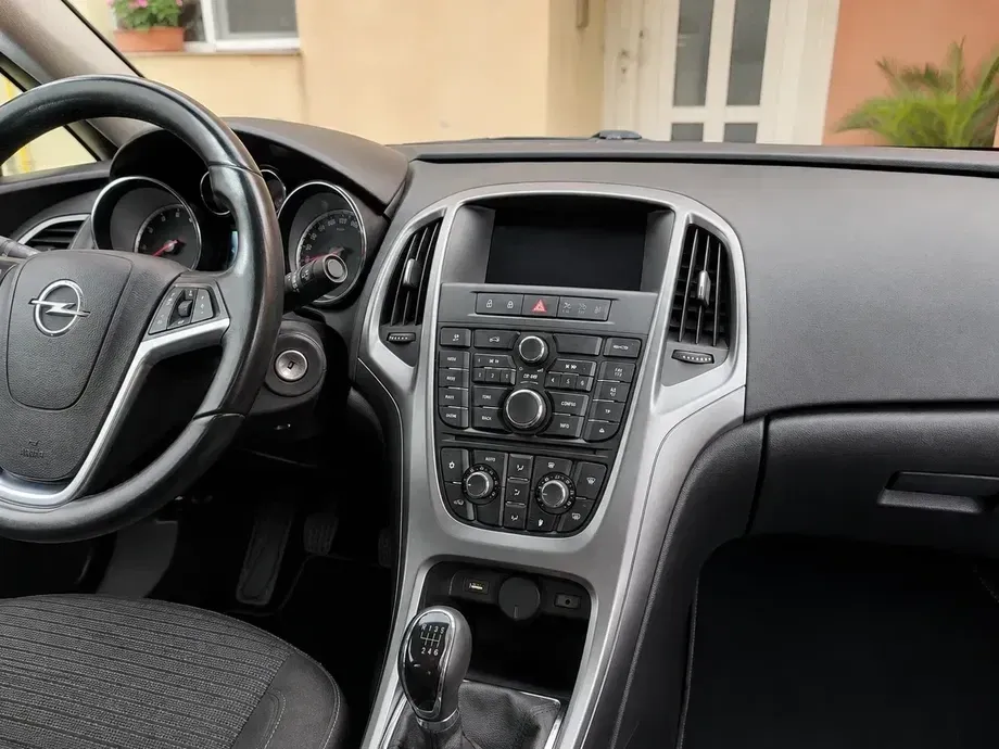 Opel Astra J 1.4 Turbo ECOTEC Start/Stop Enjoy — imagine 3