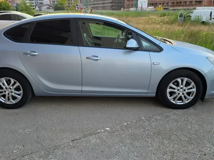 Opel Astra 1.4 Turbo ECOTEC Start/Stop Drive