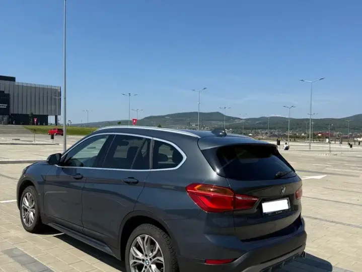 BMW X1