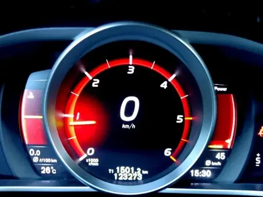Volvo V40 II D2 Aut. Basic