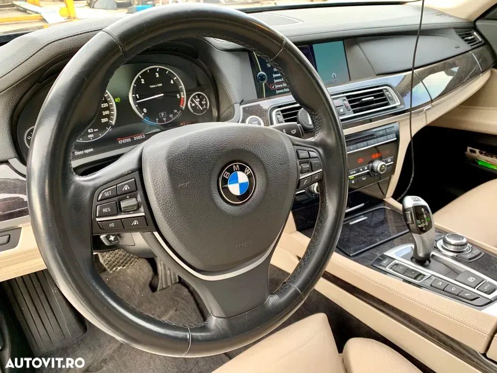 BMW Seria 7 F01/F02 [2008 - 2015] 740d xDrive Aut. — imagine 4