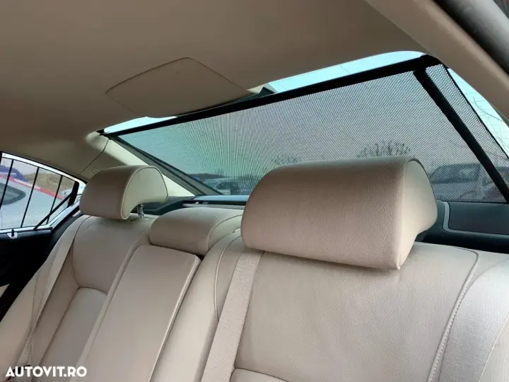 BMW Seria 7 F01/F02 [2008 - 2015] 740d xDrive Aut.