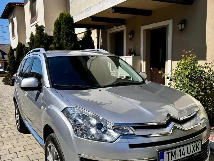 Citroën C-Crosser 2.2 HDI Exclusive