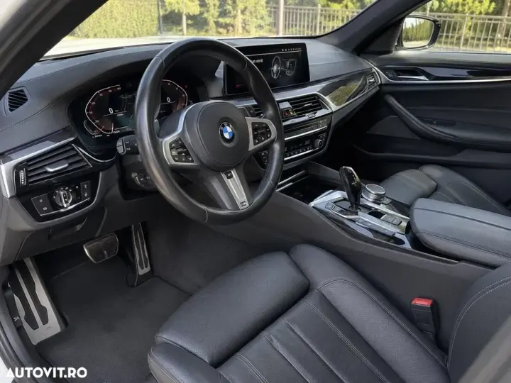 BMW Seria 5 G30/G31 [2017 - Prezent] 540i AT