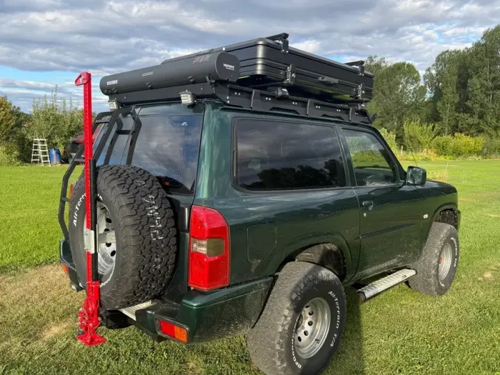 Nissan Patrol V