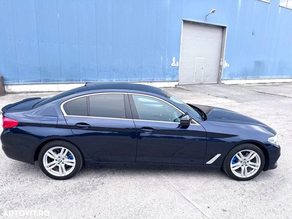 BMW Seria 5 G30/G31 [2017 - Prezent] 520i AT — imagine 2