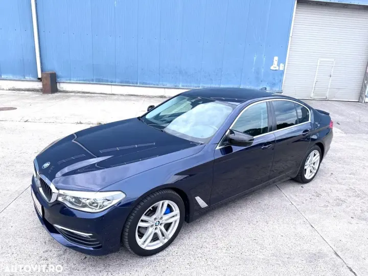 BMW Seria 5 G30/G31 [2017 - Prezent] 520i AT