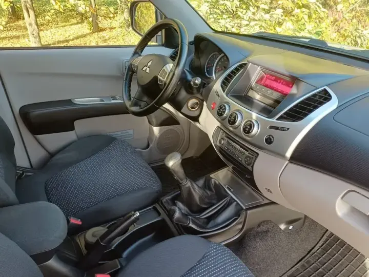 Mitsubishi L200 Pick Up 4x4 Invite Double Cab