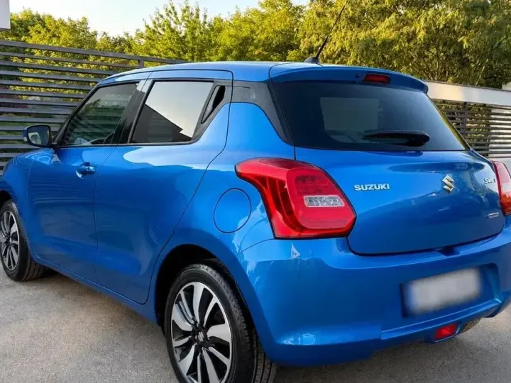 Suzuki Swift VI 1.0 BOOSTERJET SHVS Spirit