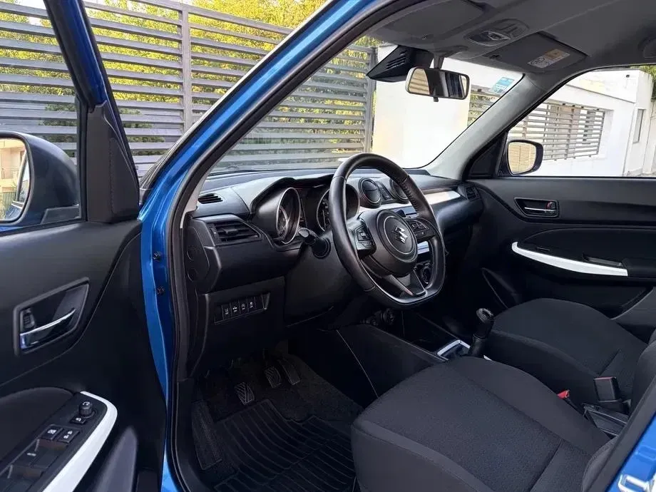 Suzuki Swift VI 1.0 BOOSTERJET SHVS Spirit — imagine 5