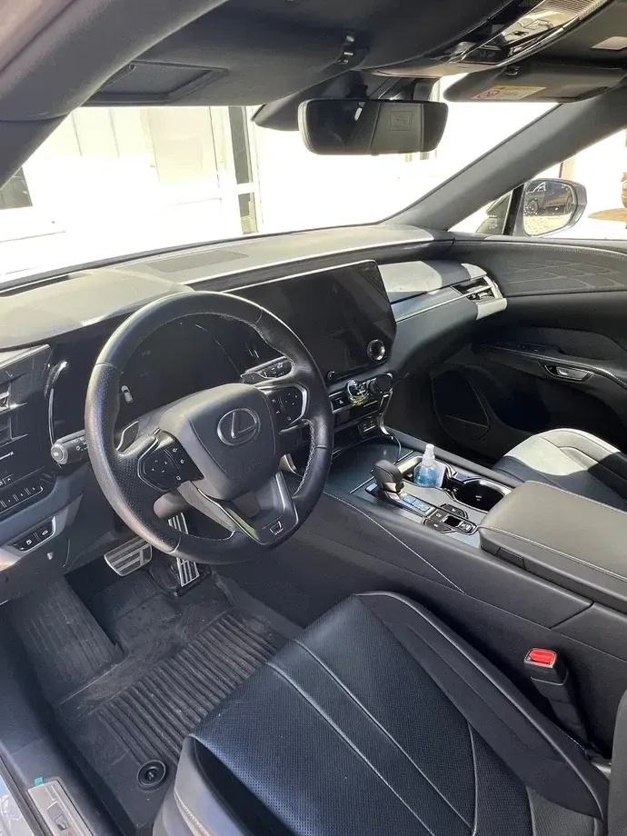 Lexus RX — imagine 5