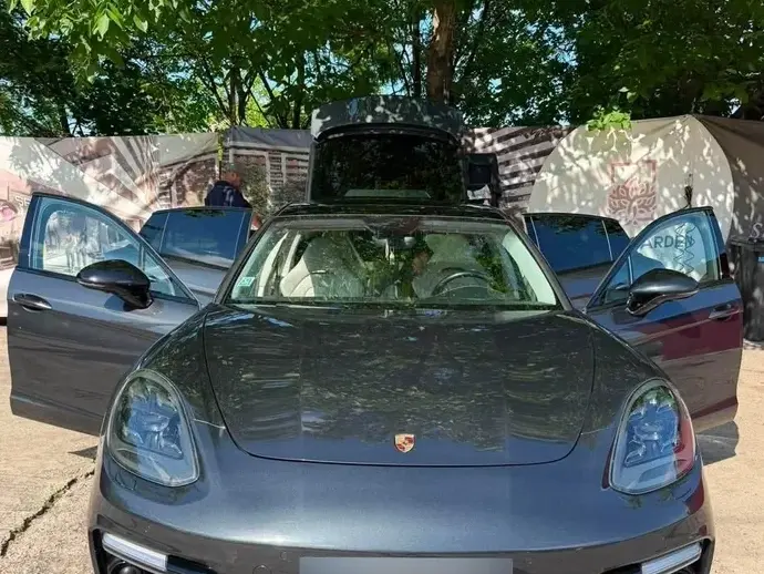 Porsche Panamera 4S