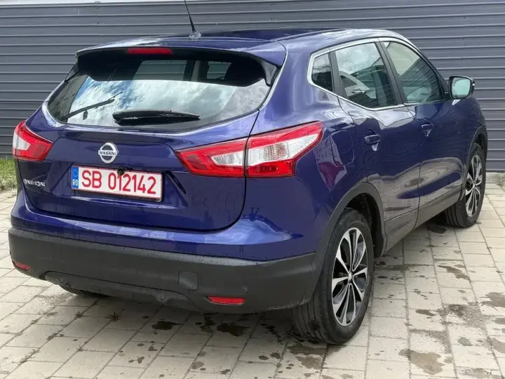 Nissan Qashqai II 1.2 DIG-T Start/Stop X-TRONIC Tekna