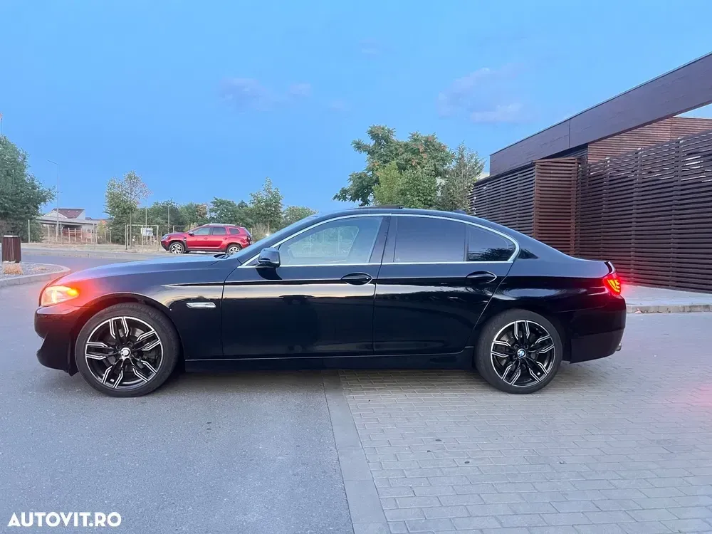 BMW Seria 5 F10/F11/F07 [2010 - 2017] 520d — imagine 2