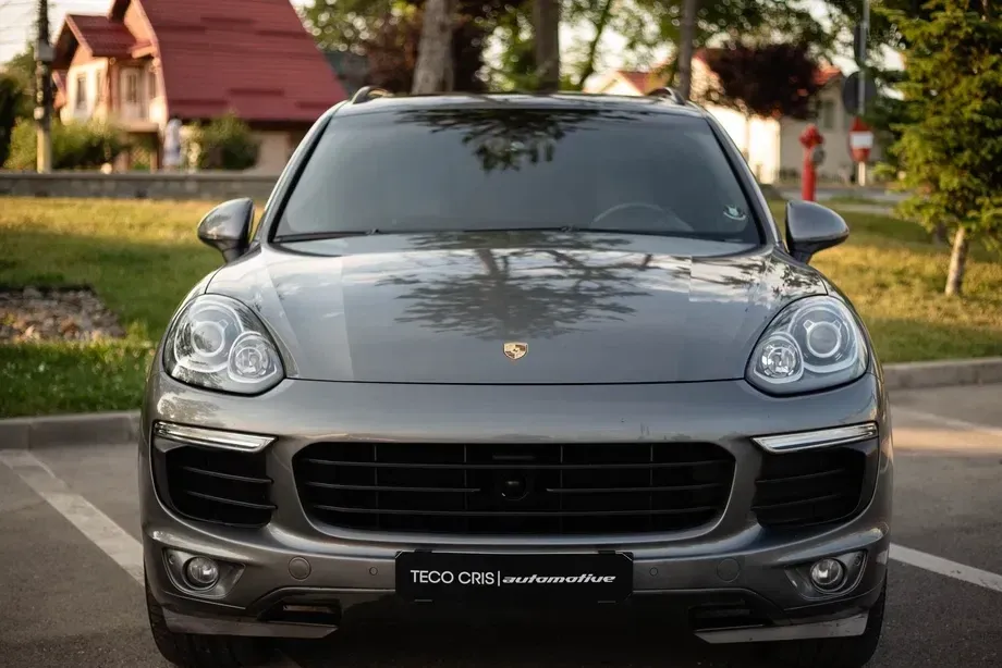 Porsche Cayenne — imagine 4