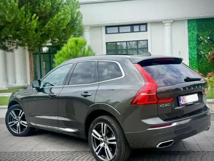 Volvo XC 60 II B4 D AWD Geartronic Inscription