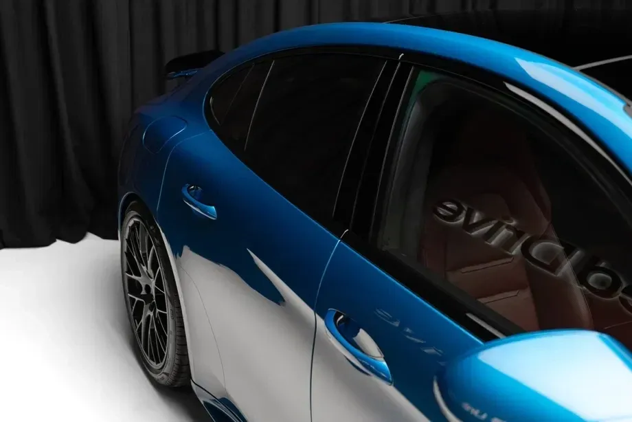 Porsche Panamera — imagine 4