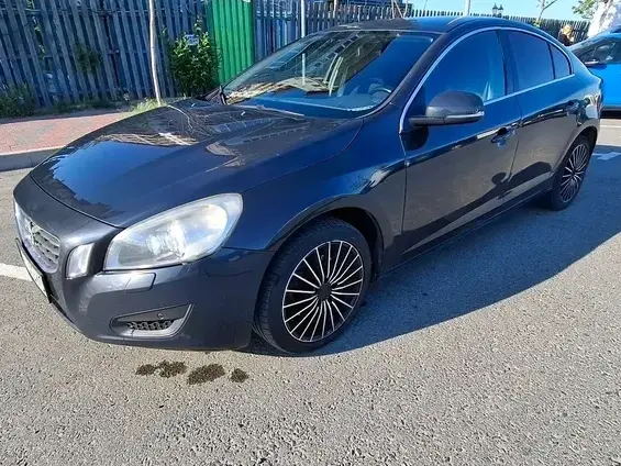 Volvo S60 II