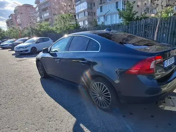 Volvo S60 II