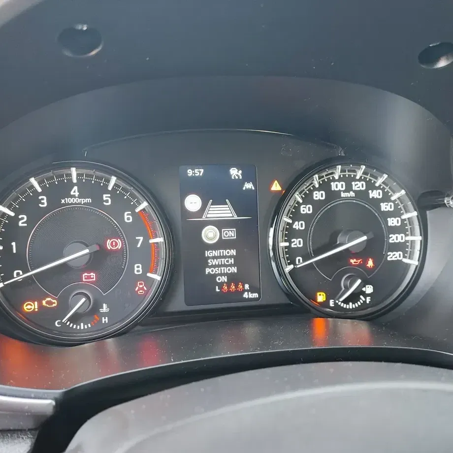 Suzuki Vitara IV 1.4 Boosterjet 6MT MHEV Passion — imagine 3