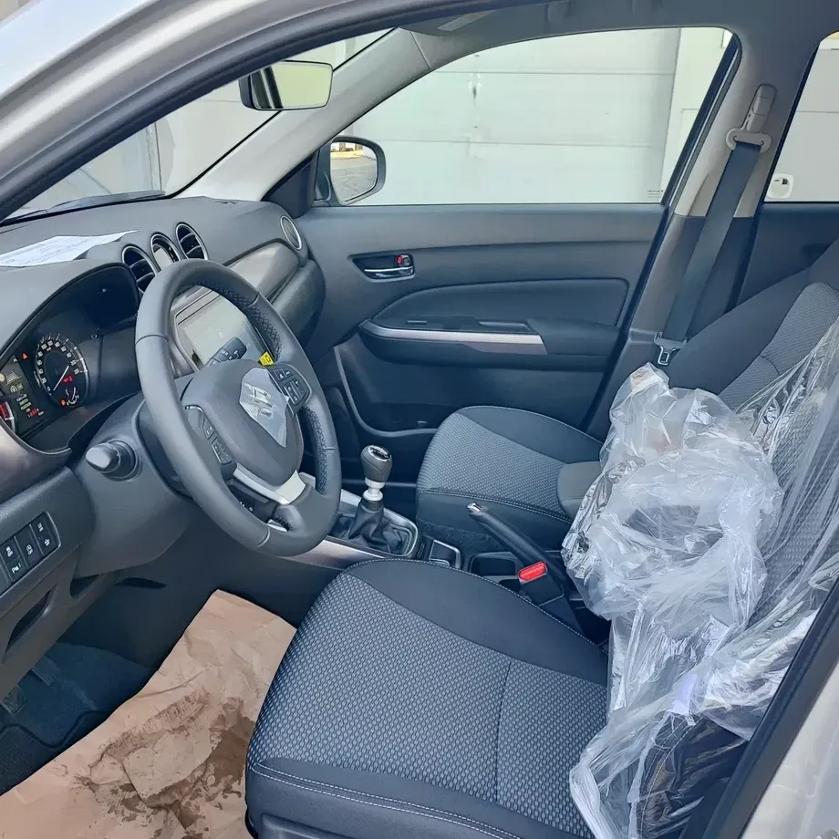 Suzuki Vitara IV 1.4 Boosterjet 6MT MHEV Passion — imagine 5