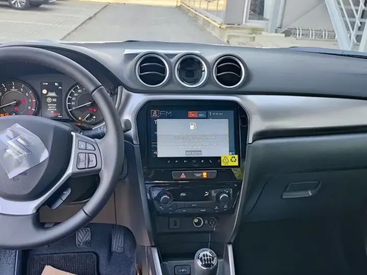 Suzuki Vitara IV 1.4 Boosterjet 6MT MHEV Passion