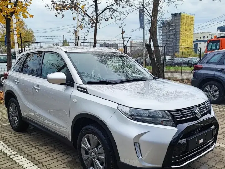 Suzuki Vitara IV 1.4 Boosterjet 6AT MHEV Passion