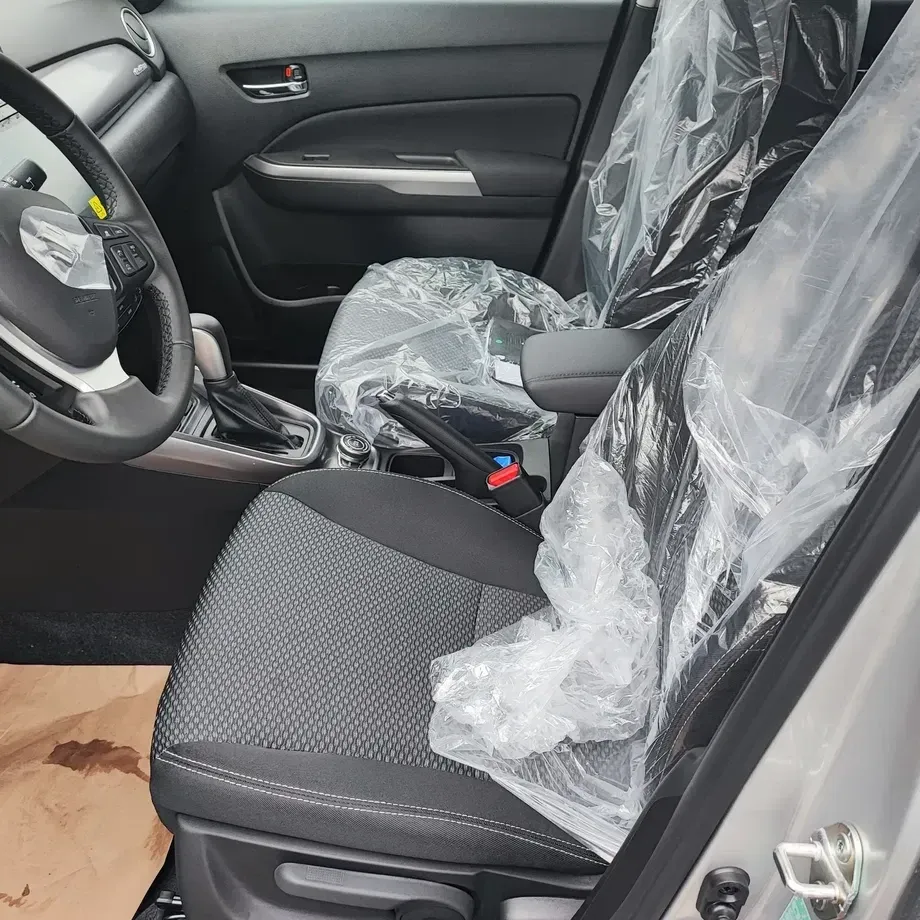 Suzuki Vitara IV 1.4 Boosterjet 6AT MHEV Passion — imagine 6
