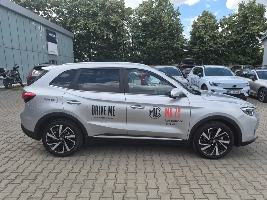 MG ZS HEV 1.5 GSI AT Exclusive+ — imagine 4