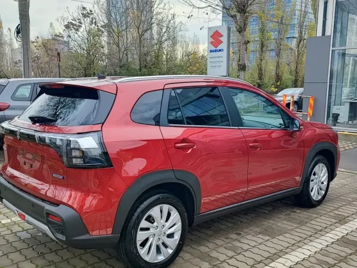 Suzuki S-Cross