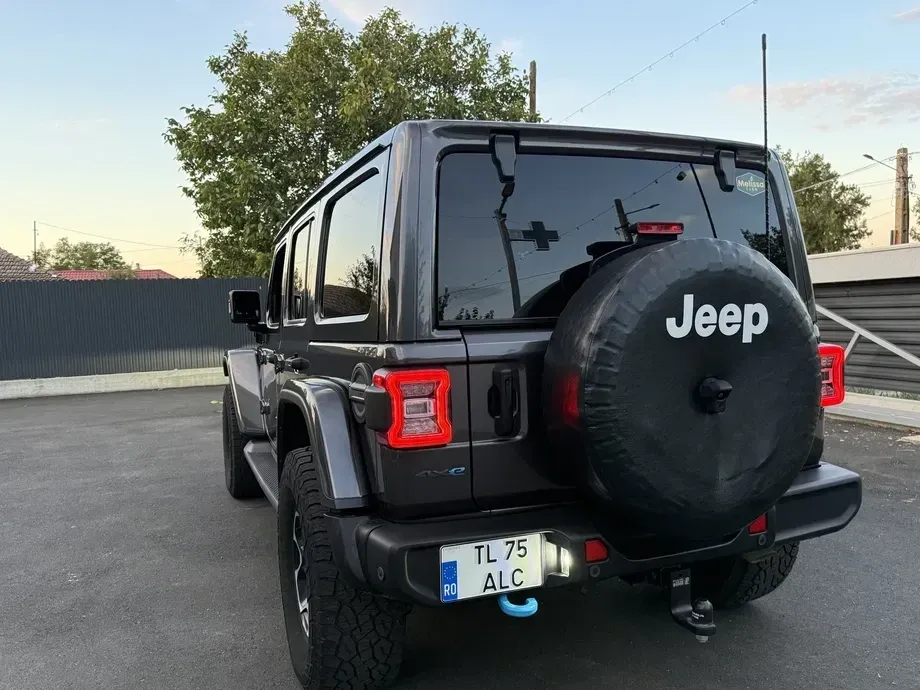 Jeep Wrangler 2.0 4xe AT8 PHEV Rubicon — imagine 5
